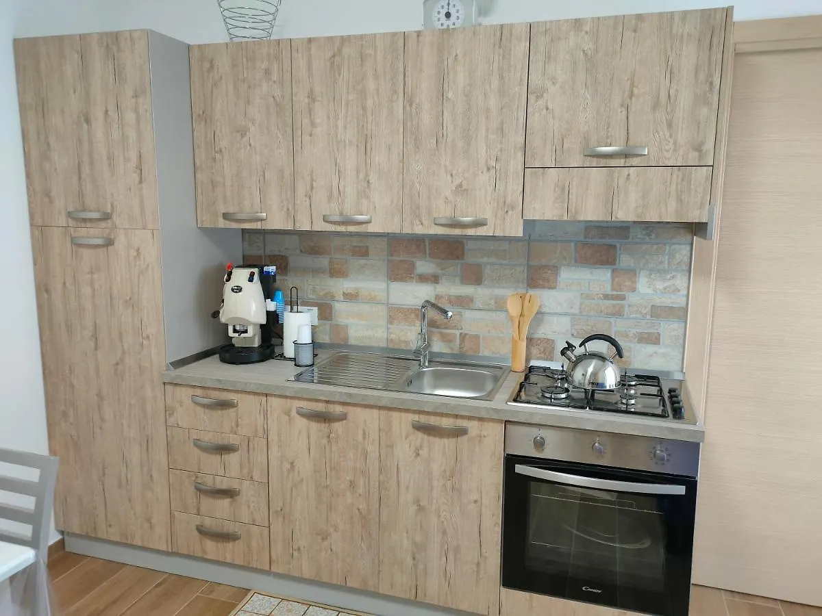 Appartamento Beach-Rooms Capo dʼOrlando